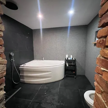 Apartament House In Kalamaja With Wood Heating Sauna