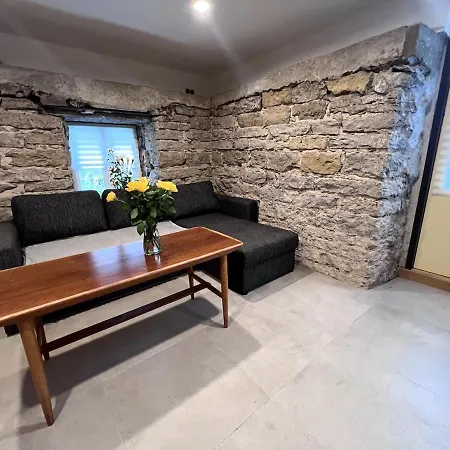House In Kalamaja With Wood Heating Sauna Apartament *